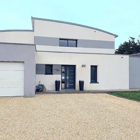 Villa Somptueuse Maison Familiale Avec Piscine *