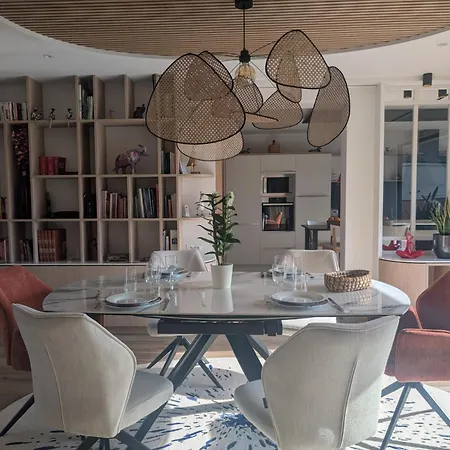 Somptueuse Maison Familiale Avec Piscine