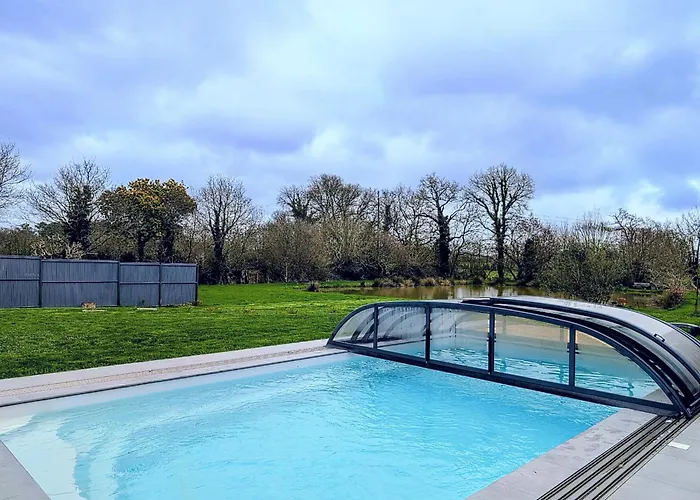 Somptueuse Maison Familiale Avec Piscine Вилла Missillac